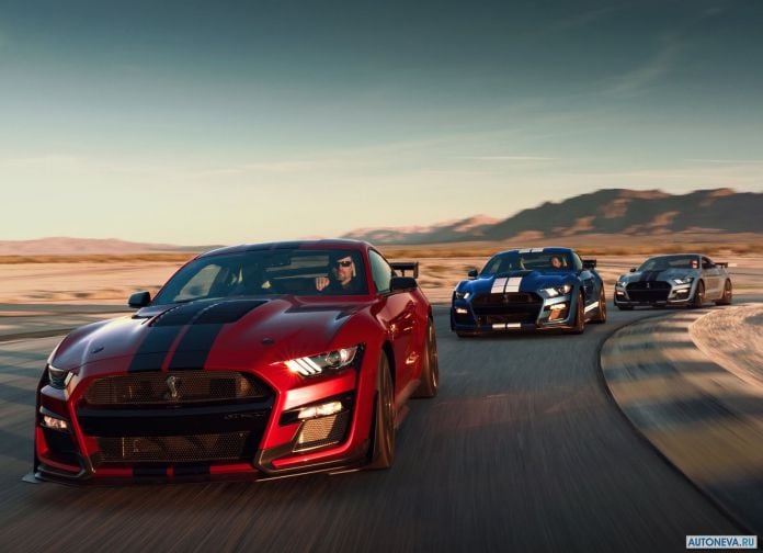 2020 Ford Mustang Shelby GT500 - фотография 39 из 86