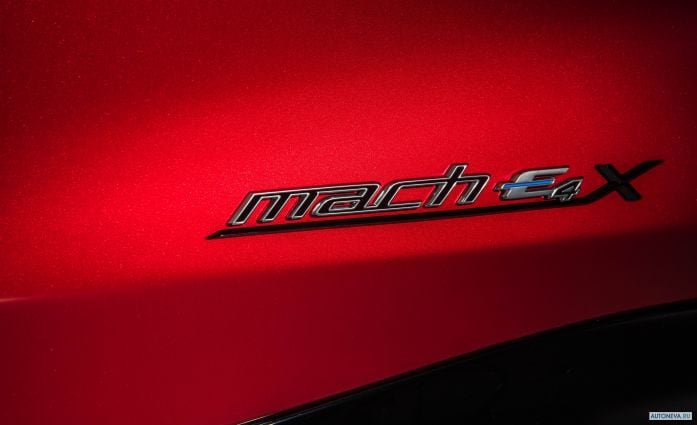 2021 Ford Mustang Mach-e 4X First Edition - фотография 13 из 14