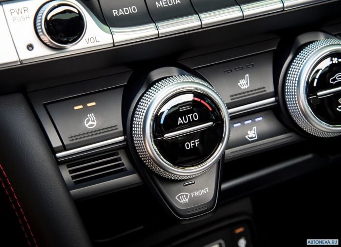 2019 Genesis G70 - фотография 93 из 137