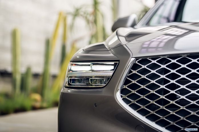2020 Genesis G90 - фотография 38 из 40