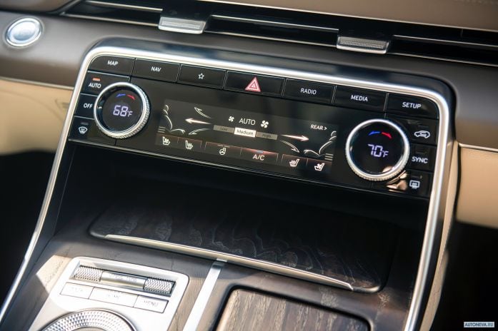 2021 Genesis GV80 - фотография 20 из 40 2021 Genesis GV80 - фотография 20 из 40