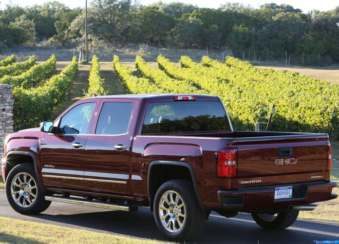 2014 GMC Sierra Denali - фотография 21 из 29 2014 GMC Sierra Denali - фотография 21 из 29