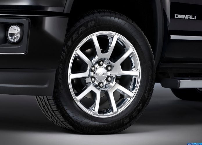 2014 GMC Sierra Denali - фотография 28 из 29