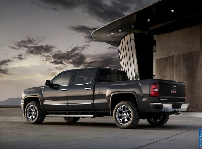 2014 GMC Sierra - фотография 2 из 29 2014 GMC Sierra - фотография 2 из 29