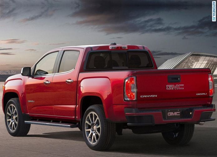 2017 GMC Canyon Denali - фотография 2 из 9 2017 GMC Canyon Denali - фотография 2 из 9