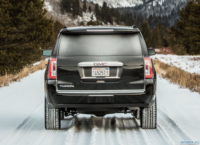 2018 GMC Yukon Denali - фотография 36 из 46