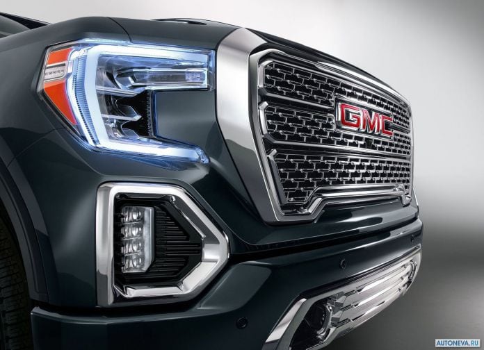 2019 GMC Sierra Denali - фотография 29 из 44