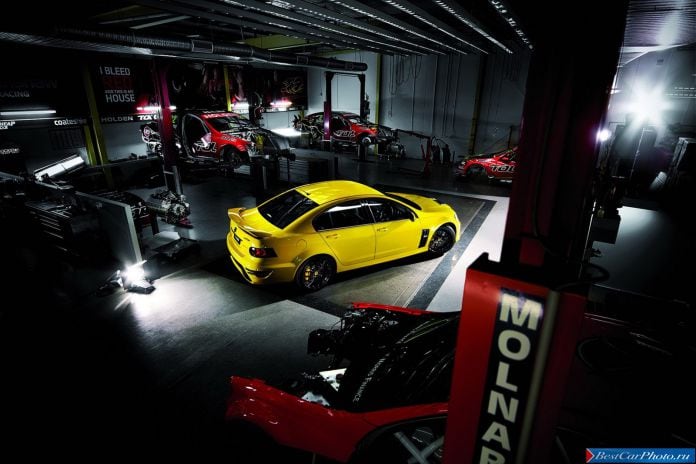 2012 Holden 25th Anniversary GTS - фотография 9 из 10