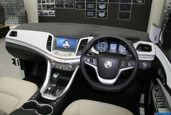 2014 Holden VF Commodore - фотография 19 из 45 2014 Holden VF Commodore - фотография 19 из 45