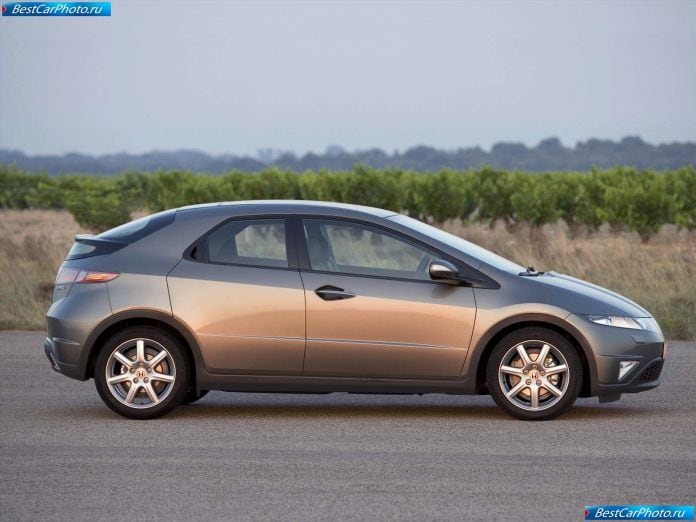 2006 Honda Civic Eur - фотография 3 из 7 2006 Honda Civic Eur - фотография 3 из 7