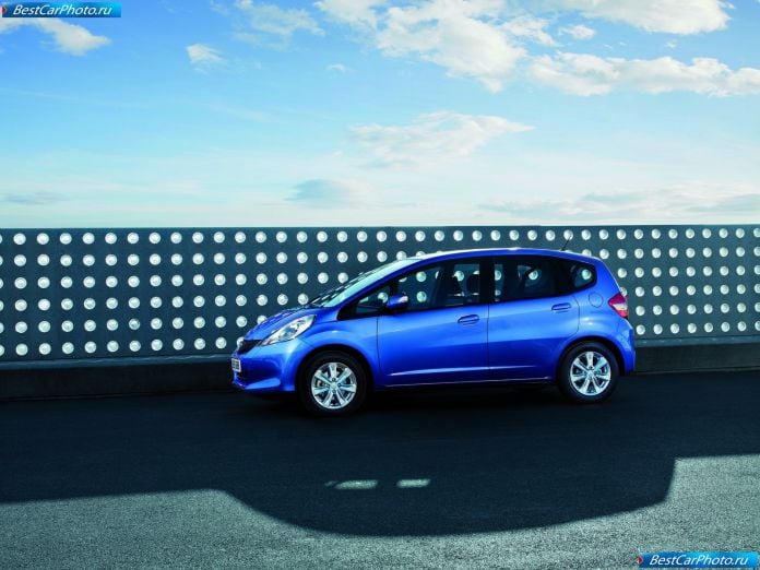 2011 Honda Jazz - фотография 17 из 51