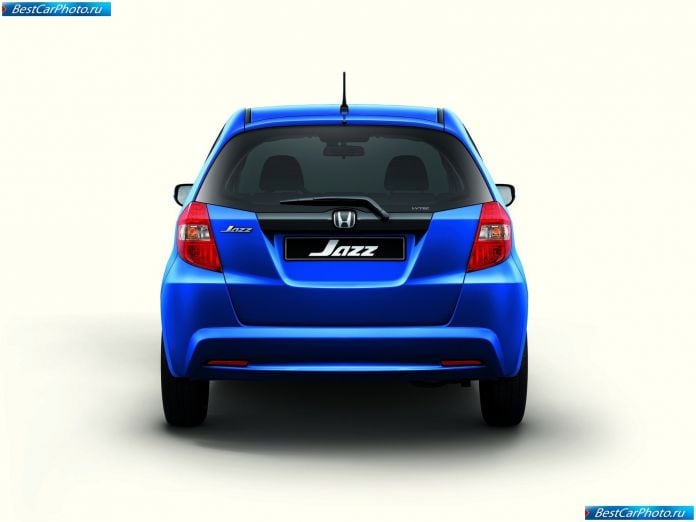 2011 Honda Jazz - фотография 35 из 51