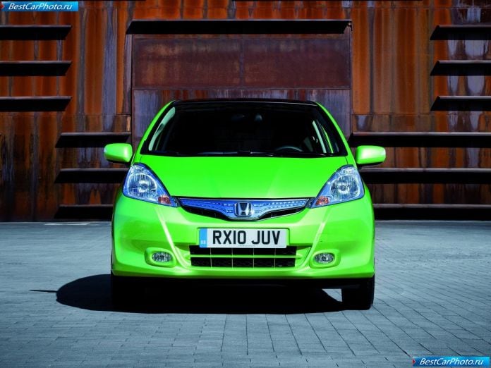 2011 Honda Jazz Hybrid - фотография 19 из 31