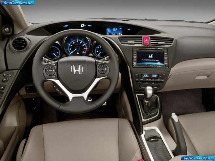 2012 Honda Civic Eu-version - фотография 21 из 27