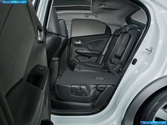 2012 Honda Civic Eu-version - фотография 23 из 27 2012 Honda Civic Eu-version - фотография 23 из 27