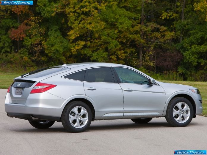 2012 Honda Crosstour - фотография 15 из 59
