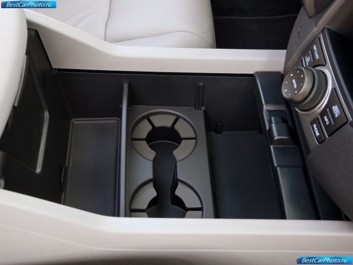 2012 Honda Pilot - фотография 28 из 40 2012 Honda Pilot - фотография 28 из 40