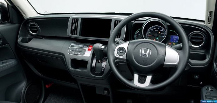 2012 Honda N-One - фотография 21 из 26 2012 Honda N-One - фотография 21 из 26