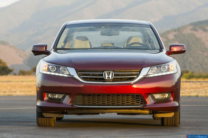 2013 Honda Accord - фотография 15 из 187