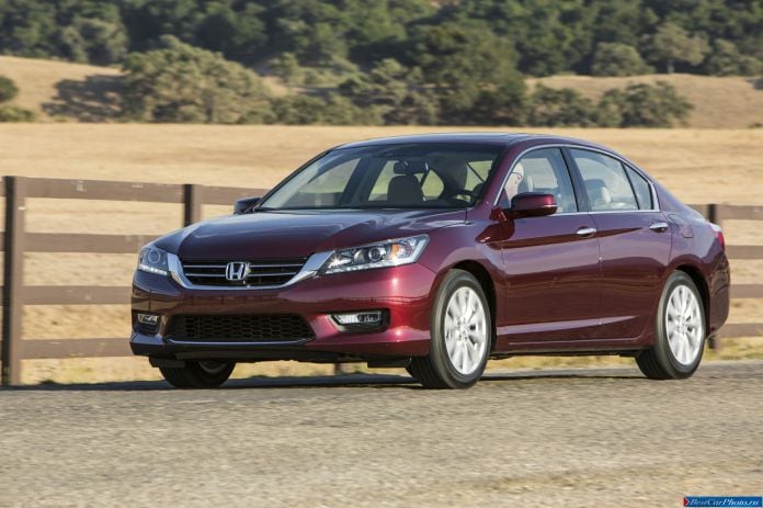 2013 Honda Accord - фотография 26 из 187