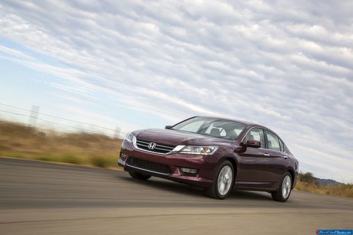 2013 Honda Accord - фотография 29 из 187