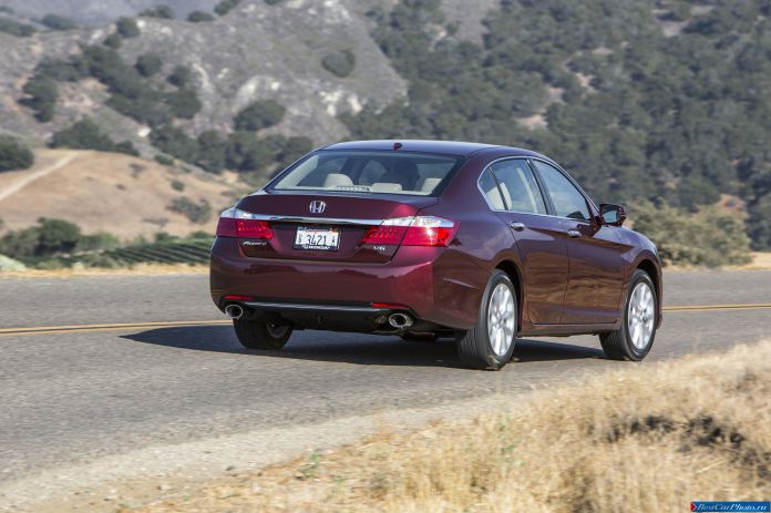 2013 Honda Accord - фотография 36 из 187