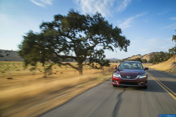 2013 Honda Accord - фотография 57 из 187