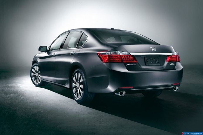 2013 Honda Accord - фотография 59 из 187