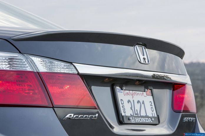 2013 Honda Accord - фотография 79 из 187