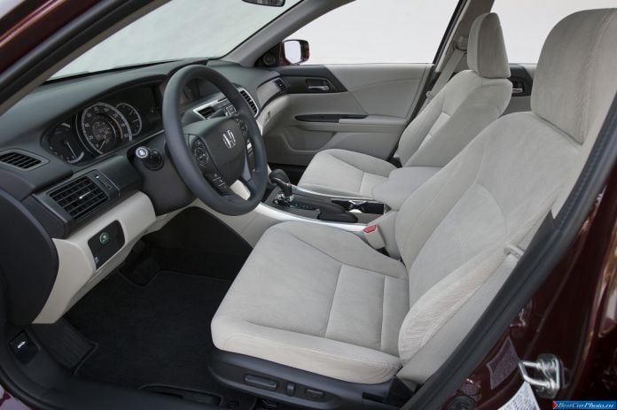 2013 Honda Accord - фотография 101 из 187