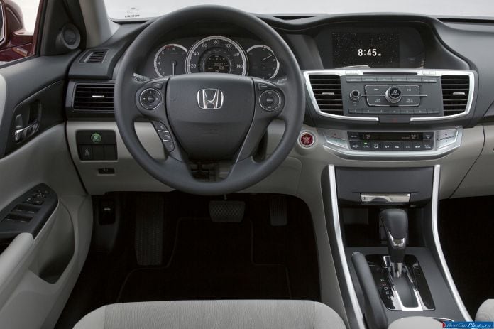 2013 Honda Accord - фотография 103 из 187