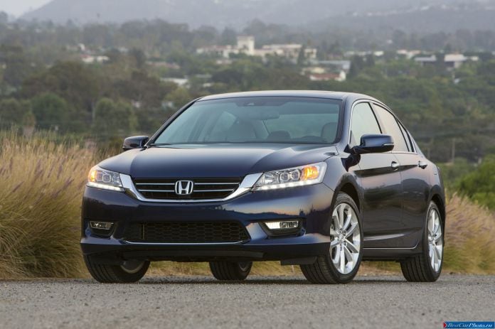 2013 Honda Accord - фотография 150 из 187