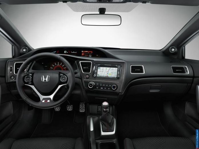 2013 Honda Civic Coupe - фотография 15 из 33
