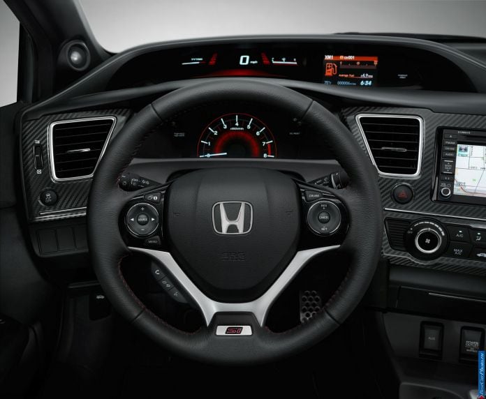 2013 Honda Civic Coupe - фотография 16 из 33
