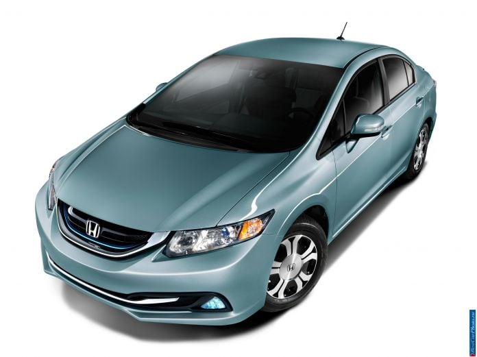 2013 Honda Civic Sedan - фотография 4 из 78 2013 Honda Civic Sedan - фотография 4 из 78