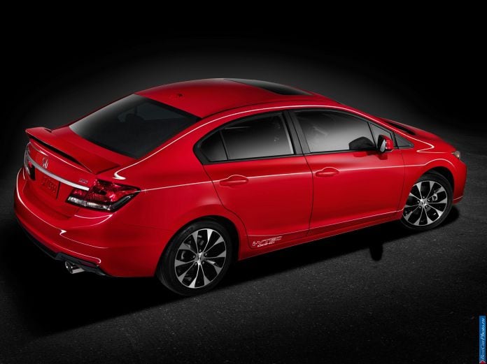 2013 Honda Civic Sedan - фотография 13 из 78