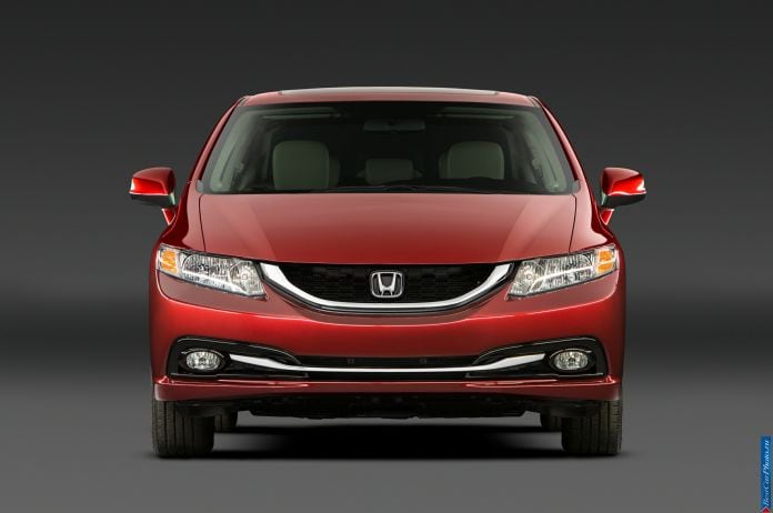 2013 Honda Civic Sedan - фотография 25 из 78