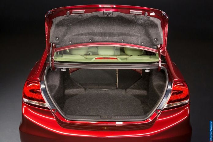 2013 Honda Civic Sedan - фотография 55 из 78