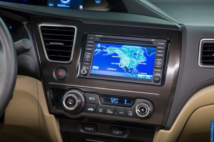 2013 Honda Civic Sedan - фотография 70 из 78
