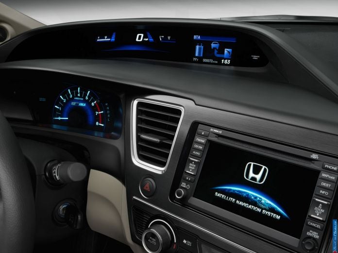 2013 Honda Civic Sedan - фотография 74 из 78