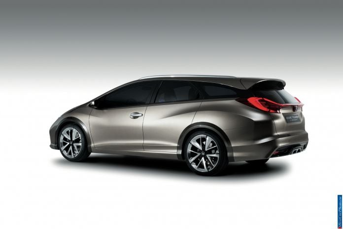 2013 Honda Civic Tourer Concept - фотография 2 из 10