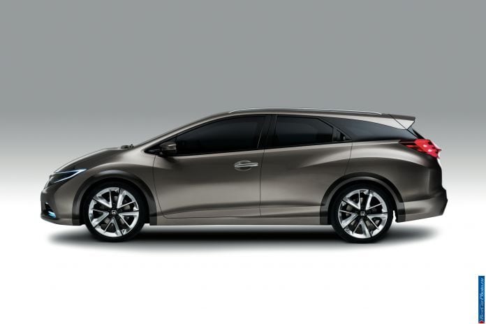 2013 Honda Civic Tourer Concept - фотография 3 из 10
