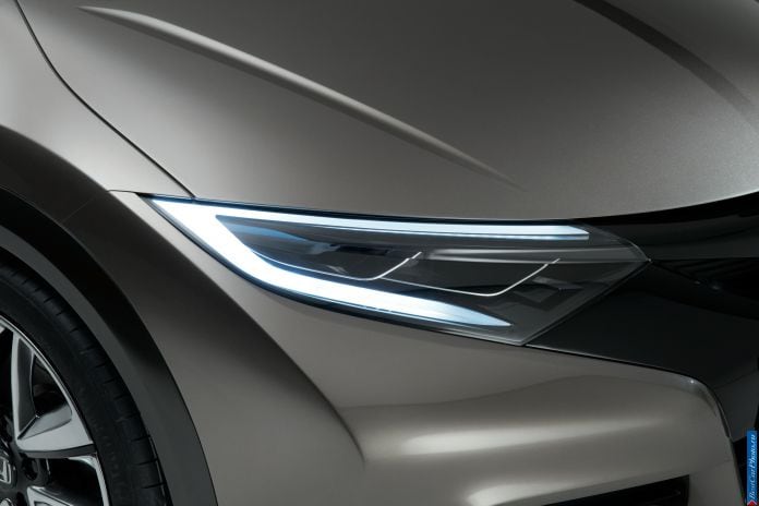 2013 Honda Civic Tourer Concept - фотография 6 из 10
