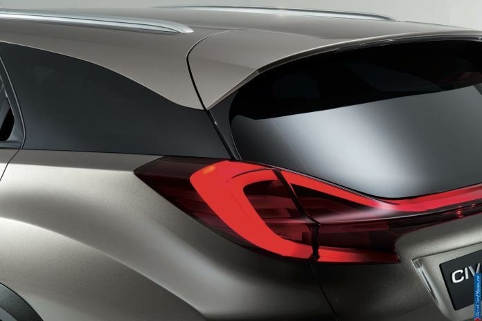 2013 Honda Civic Tourer Concept - фотография 9 из 10