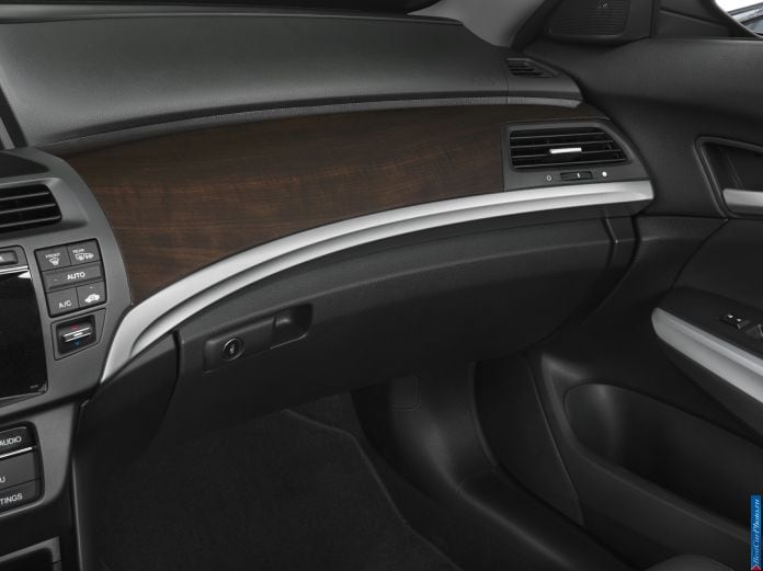 2013 Honda Crosstour - фотография 22 из 31