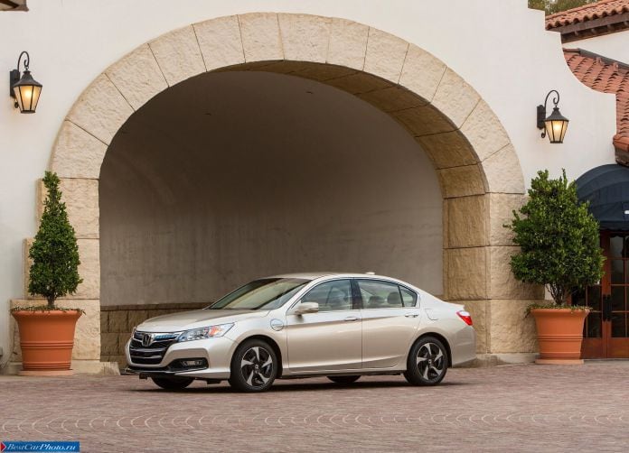 2014 Honda Accord Phev - фотография 32 из 97 2014 Honda Accord Phev - фотография 32 из 97