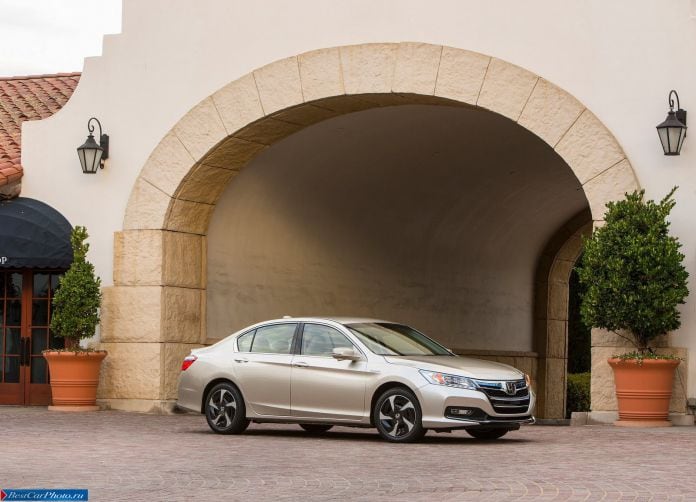 2014 Honda Accord Phev - фотография 33 из 97 2014 Honda Accord Phev - фотография 33 из 97