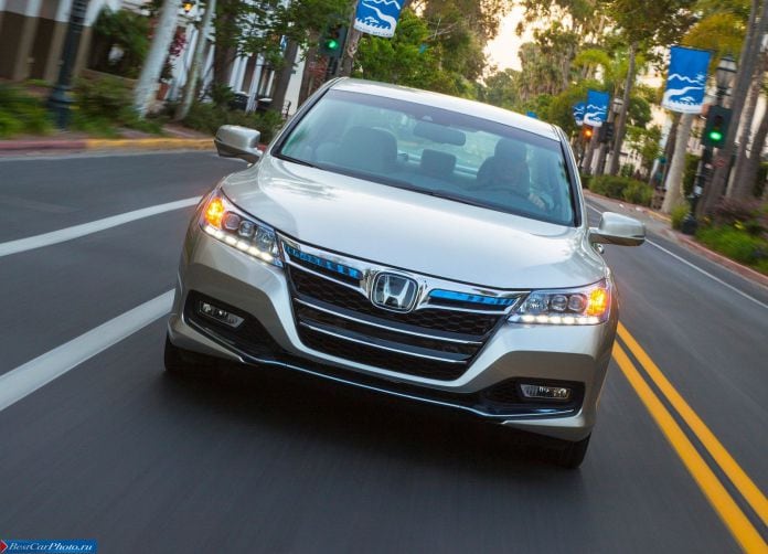 2014 Honda Accord Phev - фотография 52 из 97