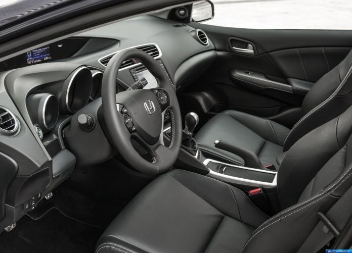 2014 Honda Civic Tourer - фотография 40 из 77