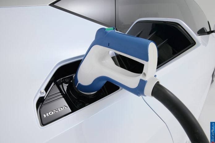 2014 Honda FCV Concept - фотография 6 из 11 2014 Honda FCV Concept - фотография 6 из 11